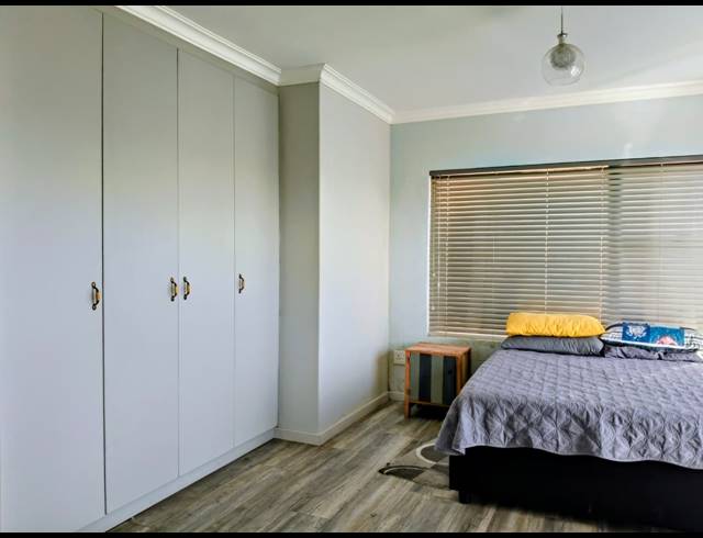 3 BEDROOM HOUSE FOR SALE IN ASTON BAY